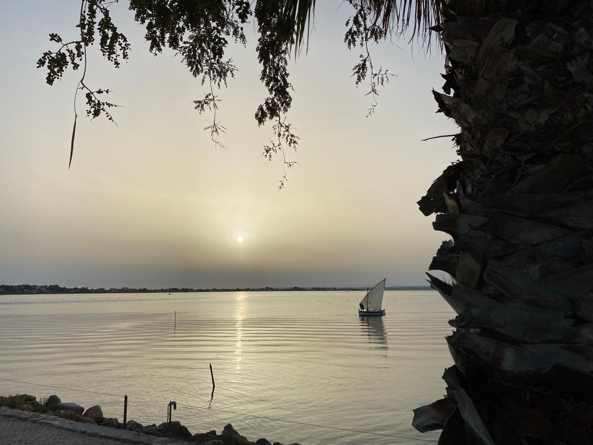 Les Pieds Dans L'Eau Bed & Breakfast Sete Exterior photo